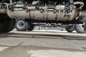 ����HOWOͳ˧ 148���� ��ʿ��6�� 4.15�׵�����ʽ�ῨͼƬ