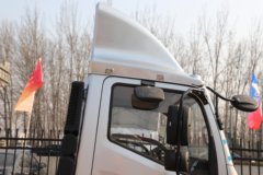 时代领航M5 2.5L柴油 150马力  万里扬5档 气刹 4.17米单排栏板轻卡