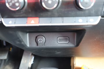 ʱ���캽M5 2.5L���� 155���� ������6�� 4.14�׵�����ʽ�ῨͼƬ