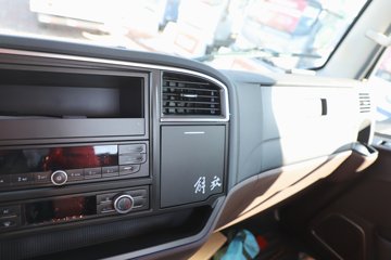 �����; F7 2.5L���� 185���� ��ʿ��8�� 4.16�׵��Ų�դʽ�ῨͼƬ