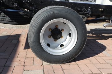 �����; F7 2.5L���� 185���� ��ʿ��8�� 4.16�׵��Ų�դʽ�ῨͼƬ