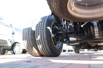�����; F7 2.5L���� 185���� ��ʿ��8�� 4.16�׵��Ų�դʽ�ῨͼƬ