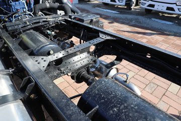 �����; F7 2.5L���� 185���� ��ʿ��8�� 4.16�׵��Ų�դʽ�ῨͼƬ