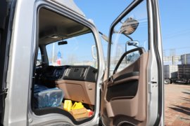 新招财虎&nbsp;载货车驾驶室                                               图片