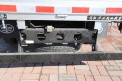 解放新招财虎 Pro 2.5L柴油 150马力 5档 气刹 4.2米单排栏板轻卡