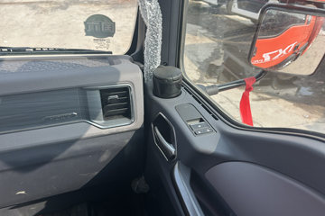 ��������HOWO TX7 PRO ��ӯ�� 6.9L���� 290���� 4X2 �й�����8�� 9.6����ʽ�ػ���ͼƬ