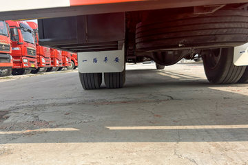 ��������HOWO TX7 PRO ��ӯ�� 6.9L���� 290���� 4X2 �й�����8�� 9.6����ʽ�ػ���ͼƬ