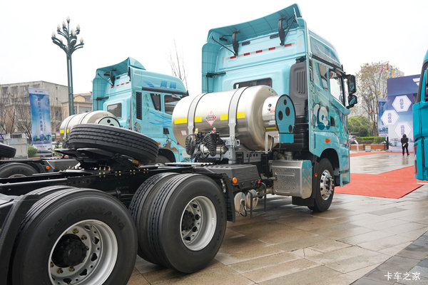 ������ӥ��ǣ����ϵ�У������Żݣ���3�򣬸Ͽ�������