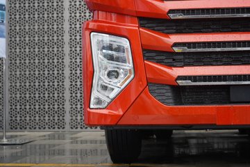 �ൺ���ӥ�� 13.2L���� 580���� 6X4 һ�����12�� ǣ����ͼƬ