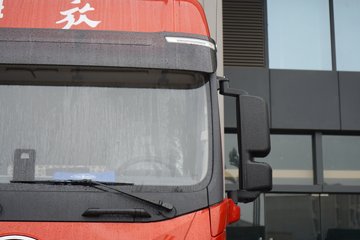 �ൺ���ӥ�� 13.2L���� 580���� 6X4 һ�����12�� ǣ����ͼƬ