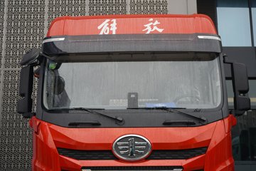 �ൺ���ӥ�� 13.2L���� 580���� 6X4 һ�����12�� ǣ����ͼƬ