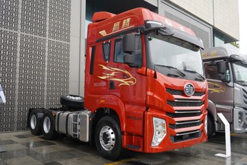 �ൺ���ӥ�� 13.2L���� 580���� 6X4 һ�����12�� ǣ����ͼƬ