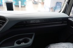 青岛解放鹰腾 13.2L柴油 580马力 6X4 一汽解放12档 牵引车