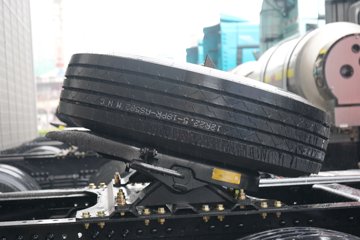 �ൺ���ӥ�� 13.2L���� 580���� 6X4 һ�����12�� ǣ����ͼƬ