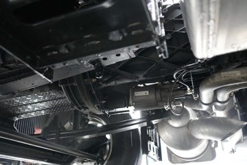 �ൺ���ӥ�� 13.2L���� 580���� 6X4 һ�����12�� ǣ����ͼƬ