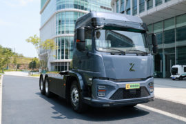 Z5&nbsp;电动牵引车外观图片