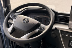 智御维科Z5 标载版 6X4 纯电动牵引车 亿纬400.61kWh 智御维科Z5 标载版 6X4 纯电动牵引车 亿纬400.61kWh