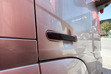 ����ŷ��H5 6.4L���� 300���� 4X2 ��ʿ��8�� 6.8�ײ�դʽ�ػ���ͼƬ