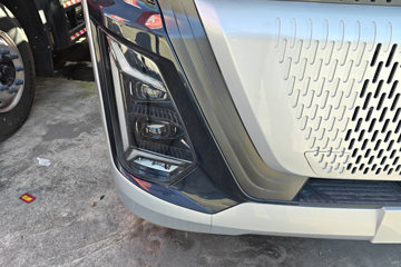 ����ŷ��H5 6.4L���� 300���� 4X2 ��ʿ��8�� 6.8�ײ�դʽ�ػ���ͼƬ