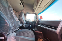 福田欧航H5 6.4L柴油 300马力 4X2 法士特8档 6.8米仓栅式载货车 福田欧航H5 6.4L柴油 300马力 4X2 法士特8档 6.8米仓栅式载货车