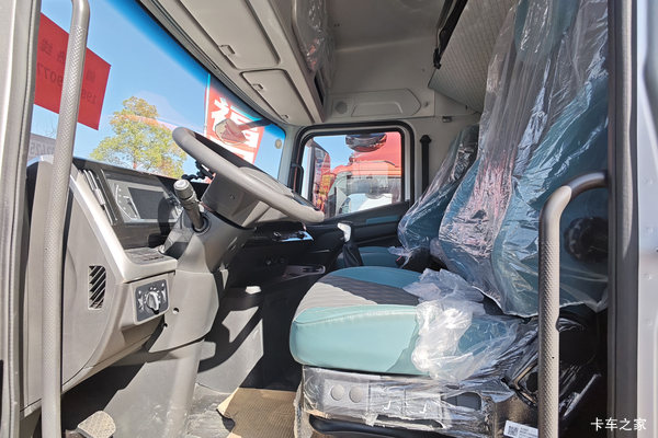 300马力欧航H5 6.8米仓栅车评测