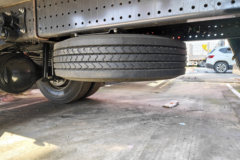 福田欧航H5 6.4L柴油 300马力 4X2 法士特8档 6.8米仓栅式载货车 福田欧航H5 6.4L柴油 300马力 4X2 法士特8档 6.8米仓栅式载货车