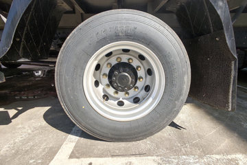 ����ŷ��H5 6.4L���� 300���� 4X2 ��ʿ��8�� 6.8�ײ�դʽ�ػ���ͼƬ