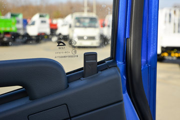 ��������GK3 2L���� 140���� 4X2 ��ʿ��8�� 2.8����ж��ͼƬ