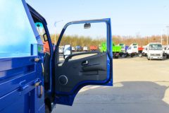 凯马汽车GK3 2L柴油 140马力 4X2 法士特8档 2.8米自卸车 凯马汽车GK3 2L柴油 140马力 4X2 法士特8档 2.8米自卸车