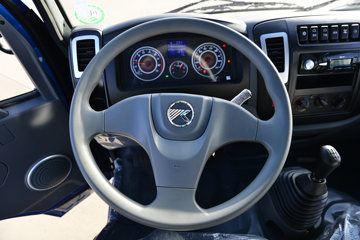 ��������GK3 2L���� 140���� 4X2 ��ʿ��8�� 2.8����ж��ͼƬ