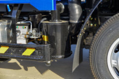 凯马汽车GK3 2L柴油 140马力 4X2 法士特8档 2.8米自卸车 凯马汽车GK3 2L柴油 140马力 4X2 法士特8档 2.8米自卸车