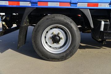 ��������GK3 2L���� 140���� 4X2 ��ʿ��8�� 2.8����ж��ͼƬ