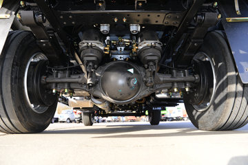 ��������GK3 2L���� 140���� 4X2 ��ʿ��8�� 2.8����ж��ͼƬ