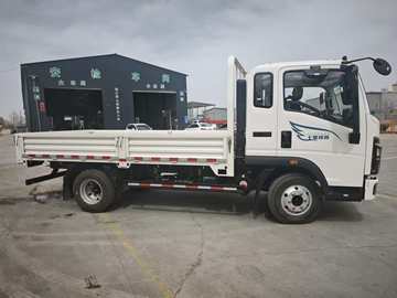 ����HOWO����H3 2.4L���� 165���� ��ʿ��8�� 3.85���Ű������ῨͼƬ