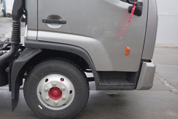 ����Ǭ��K6 2.5L���� 185���� ��ʿ��8�� 4.17�׵��������ῨͼƬ