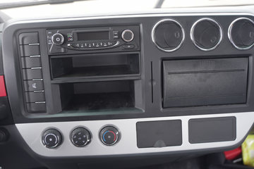 ����Ǭ��K6 2.5L���� 185���� ��ʿ��8�� 4.17�׵��������ῨͼƬ