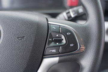 ����Ǭ��K6 2.5L���� 185���� ��ʿ��8�� 4.17�׵��������ῨͼƬ