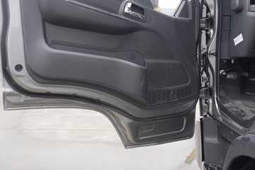 ����Ǭ��K6 2.5L���� 185���� ��ʿ��8�� 4.17�׵��������ῨͼƬ