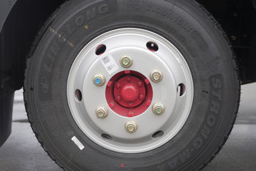 ����Ǭ��K6 2.5L���� 185���� ��ʿ��8�� 4.17�׵��������ῨͼƬ