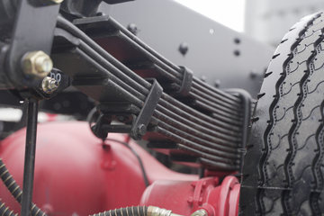 ����Ǭ��K6 2.5L���� 185���� ��ʿ��8�� 4.17�׵��������ῨͼƬ