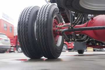 ����Ǭ��K6 2.5L���� 185���� ��ʿ��8�� 4.17�׵��������ῨͼƬ
