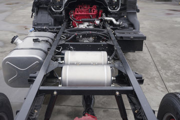 ����Ǭ��K6 2.5L���� 185���� ��ʿ��8�� 4.17�׵��������ῨͼƬ