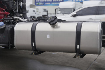 ����Ǭ��K6 2.5L���� 185���� ��ʿ��8�� 4.17�׵��������ῨͼƬ