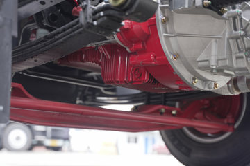 ����Ǭ��K6 2.5L���� 185���� ��ʿ��8�� 4.17�׵��������ῨͼƬ