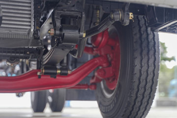 ����Ǭ��K6 2.5L���� 185���� ��ʿ��8�� 4.17�׵��������ῨͼƬ