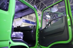 上汽跃进大麒麟 4.2L柴油 200马力 4X2 法士特8档 4.2米自卸车 上汽跃进大麒麟 4.2L柴油 200马力 4X2 法士特8档 4.2米自卸车