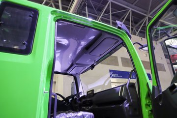 ����Ծ�������� 4.2L���� 200���� 4X2 ��ʿ��8�� 4.2����ж��ͼƬ