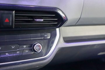 ����Ծ�������� 4.2L���� 200���� 4X2 ��ʿ��8�� 4.2����ж��ͼƬ