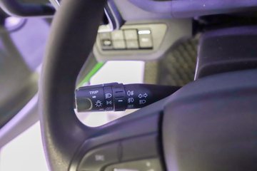 ����Ծ�������� 4.2L���� 200���� 4X2 ��ʿ��8�� 4.2����ж��ͼƬ