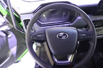 ����Ծ�������� 4.2L���� 200���� 4X2 ��ʿ��8�� 4.2����ж��ͼƬ